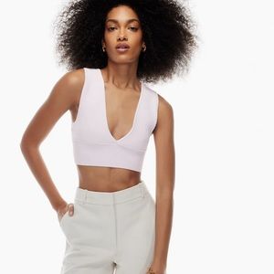 NWT FROSTED LILAC ARITZIA Sculpt knit deep v neck
